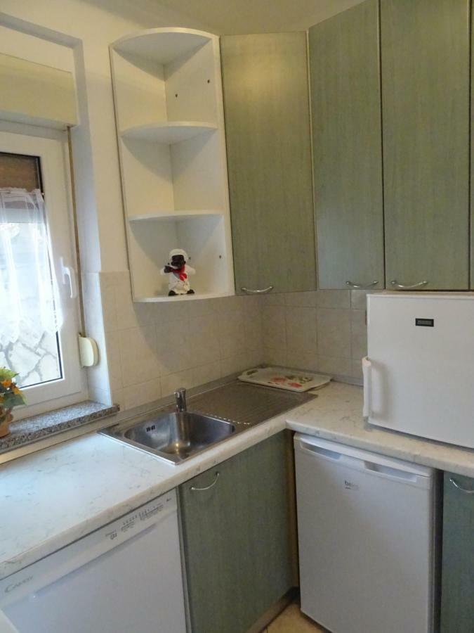 Apartman Iris S Terasom Rijeka Exterior foto